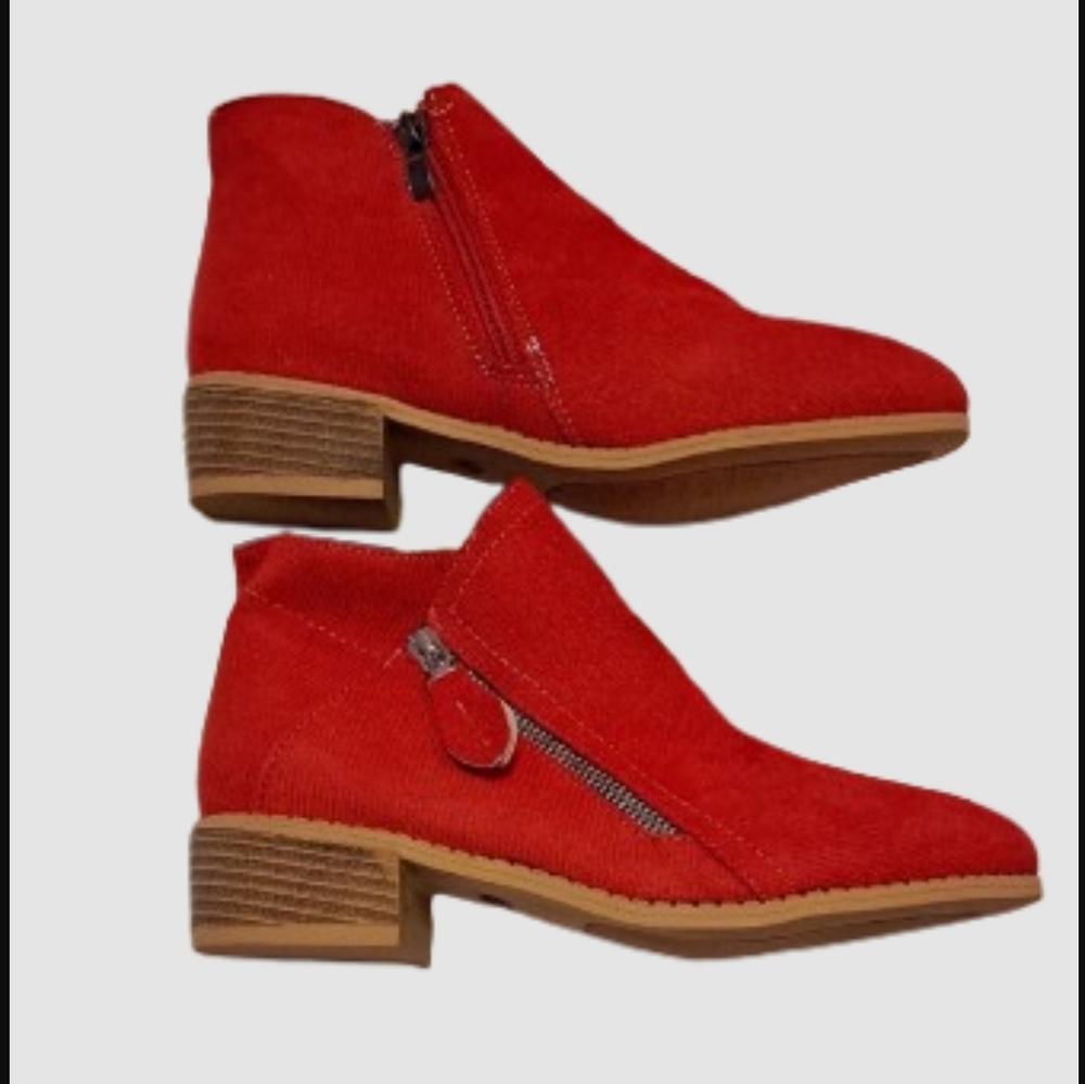 NWT Red Ankle Boots w Zipper